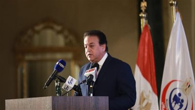وزير الصحة يؤكد أهمية دور القطاع الخاص في تطوير الخدمات الطبية 