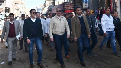 محافظ الفيوم يتفقد الأسواق بمركز أبشواي