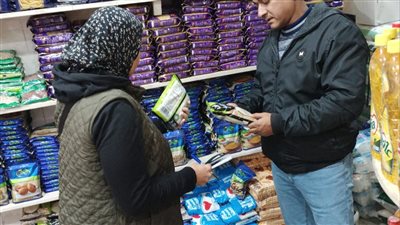 حملات لتموين الإسكندرية على أسواق ومحلات غرب المحافظة