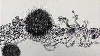 رئيس الفنون التشكيلية يفتتح معرض 