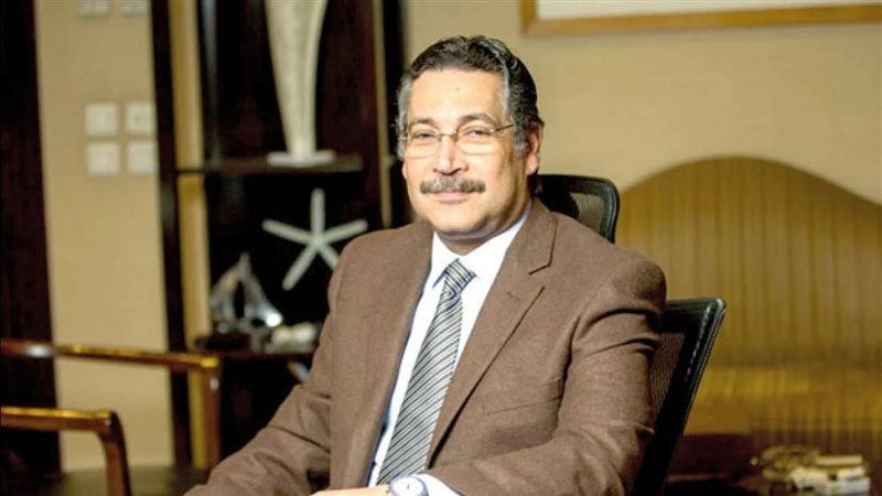 حسن غانم رئيس بنك
