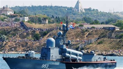 حرب روسيا وأوكرانيا، إسقاط مسيرة أوكرانية فوق خليج سيفاستوبول