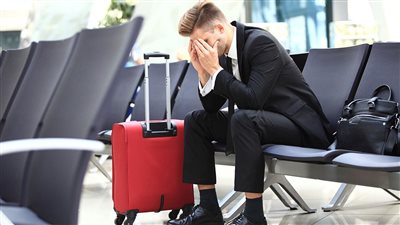 سبب غريب ومثير جدًا وراء إلغاء سفر إسباني 