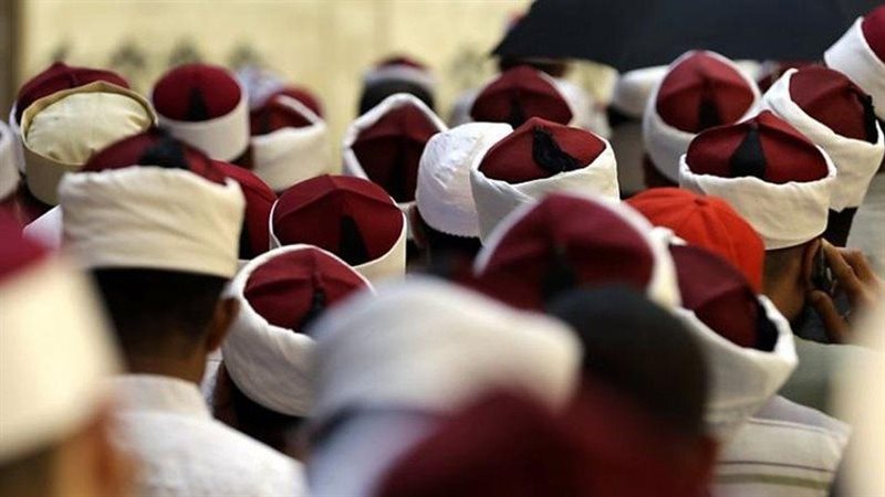 رجال الدين، فيتو