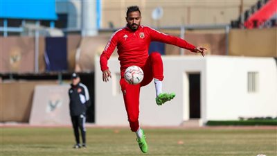 الأهلي يختتم تدريباته بمشاركة كهربا استعدادًا لمواجهة سموحة (فيديو)