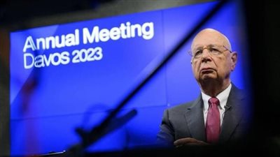 دافوس، قصة مؤسس أقوى منتدى لمناقشة أزمات العالم الاقتصادية 