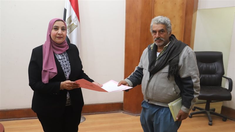 العمالة غير المنتظمة،فيتو