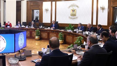 مدبولي: الدولة لن تسمح بأي ظاهرة غريبة في مشروعات الإسكان بديل العشوائيات 