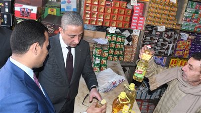 محافظ الفيوم يتجول في أسواق طامية لمتابعة الأسعار (صور)