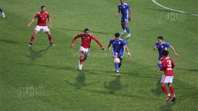 الدوري المصري، الأهلي يستضيف سموحة في لقاء الابتعاد بالصدارة