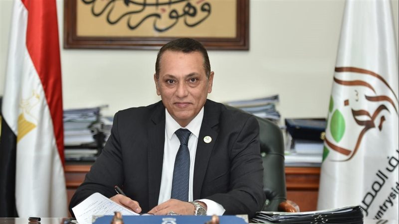 اللواء عمر عبد الوهاب،