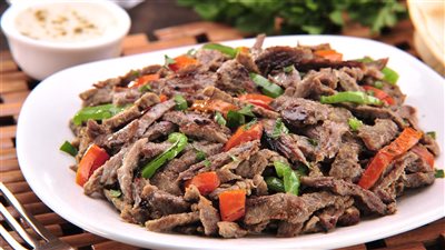 طريقة عمل شاورما اللحمة، أوفر وأطعم من الجاهزة