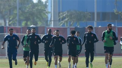 الأهلي يخوض مرانه اليوم بدون راحة استعدادًا للزمالك