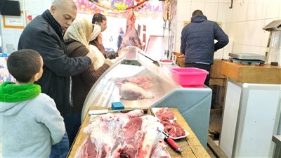 وكيل وزارة التموين بالإسكندرية يفتتح معارض أهلا رمضان بالمجمعات الاستهلاكية