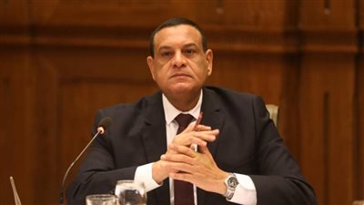 وزير التنمية المحلية يهنئ رئيس الوزراء ووزير الداخلية بمناسبة عيد الشرطة