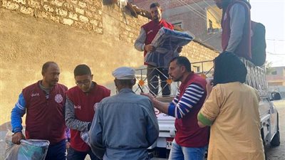 تضامن الشرقية: توزيع 300 بطانية على الأسر الأكثر احتياجا بالصالحية