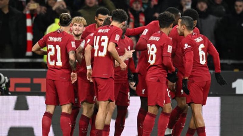 ليفربول، فيتو