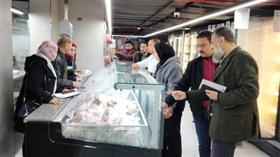 التحفظ علي 8 أطنان دقيق وإحالة 73 محضرا بالمخالفات التي تم ضبطها للنيابة في الدقهلية