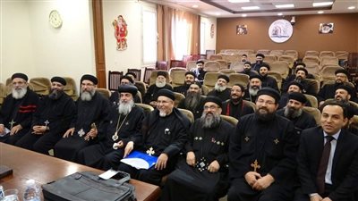 الكنيسة تختتم الدورة التدريبية للكهنة بمعهد الرعاية والتربية