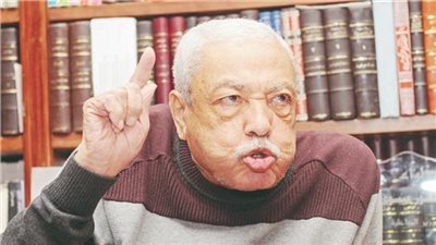 توافد المعزين على عزاء اللواء منصور العيسوي بمسجد الشرطة