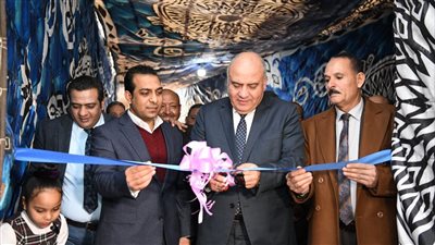 اللحمة البلدي بـ140 جنيها، محافظ قنا يفتتح فرعا جديدا لمعرض أهلا رمضان