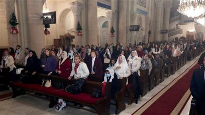 كنائس الإسكندرية تبدأ استقبال المصلين لعيد القداس 