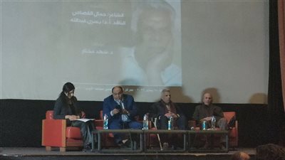 ناقد: إبراهيم عبد المجيد يكتب لانتصار الفن والجمال ولم يستعِر أصابع أحد