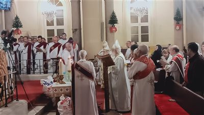 بدء قداس عيد الغطاس بالكنيسة المرقسية بالإسكندرية (بث مباشر)