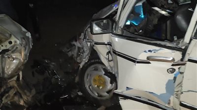 إصابة 8 أشخاص في تصادم سيارتين بالإسماعيلية (صور) 