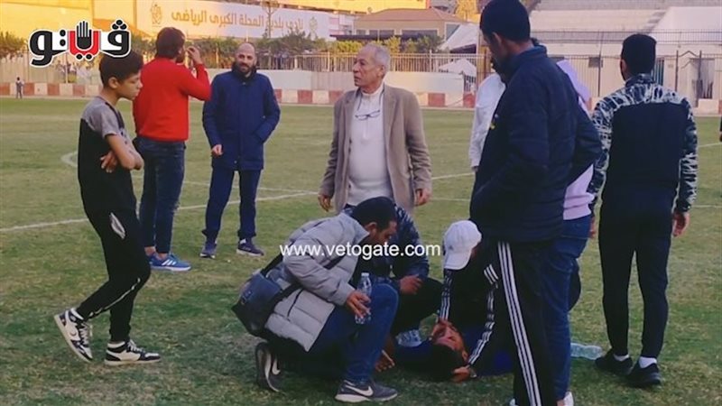 فريق دكرنس، فيتو