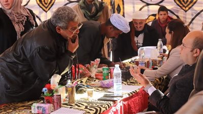 الجيزة تجري القرعة العلنية الثانية لتسكين 91 أسرة من متضرري سيول الديسمي بالصف (صور)