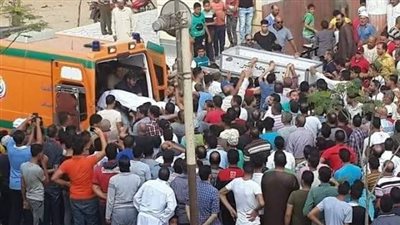 أول صورة من جنازة ضحايا حادث أتوبيس العمال على طريق المطرية بورسعيد