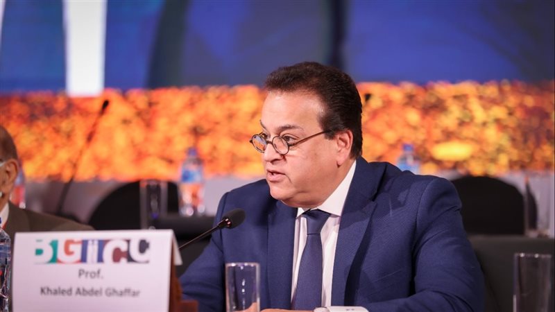 وزير الصحة د.خالد
