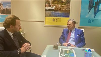 أحمد عيسى يبحث مع مسئولي شركات السياحة الترفيهية فرص الاستثمار بمصر