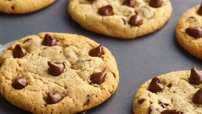 طريقة عمل الكوكيز بالشوكولاتة زي الجاهز وبأقل التكاليف