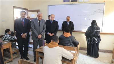 200 ألف طالب يؤدون امتحانات الإعدادية في الجيزة (صور) 