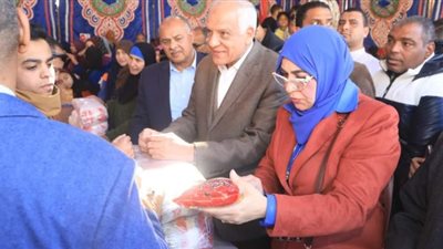 معارض أهلا رمضان، محافظ الجيزة يتفقد معرض السلع الغذائية ببولاق الدكرور(فيديو)