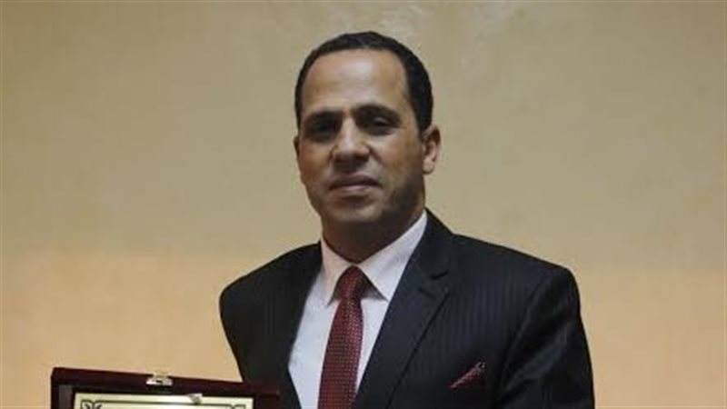 عبيد صالح رئيس جامعة