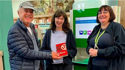 بريطاني يعيد كتابًا استعاره منذ 58 عامًا