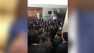 خروج محام من القفص للدفاع عن نفسه في قضية أحداث مطروح