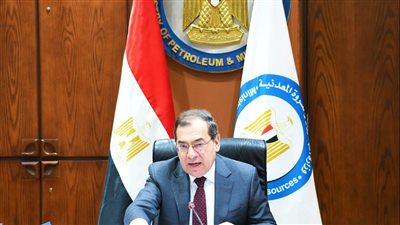 اعتماد الموازنات الجديدة لأنابيب البترول وبتروجاس والقاهرة لتكرير البترول 