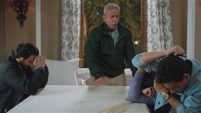 مسلسل وبينا ميعاد الحلقة ١٥، صدمة حسن ونادية بعد مواجهة أبنائهما(فيديو)