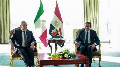 وزير الصحة: خلق شراكات واستثمارات جديدة لتحقيق التغطية الصحية الشاملة لكافة المواطنين