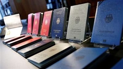 المصريون يقبلون على طلب الجنسية الأوكرانية رغم الحرب الروسية