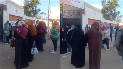 تجمع أولياء الأمور أمام لجان امتحانات الشهادة الإعدادية بالدقهلية (بث مباشر)