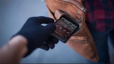 النيابة تستعجل تحريات المباحث بشأن شخصين لقيامهما بخطف هاتف محمول من فتاة