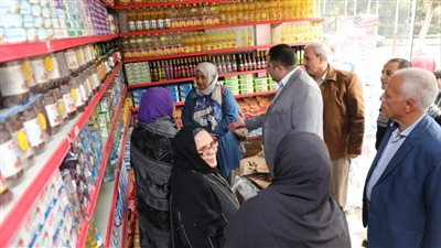 أهلا رمضان، محافظ القاهرة يفتتح منفذا بشارع ولي العهد بحدائق القبة (صور)