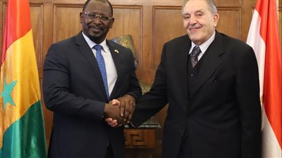 غرفة الإسكندرية تستقبل سفير السنغال لبحث سبل التعاون