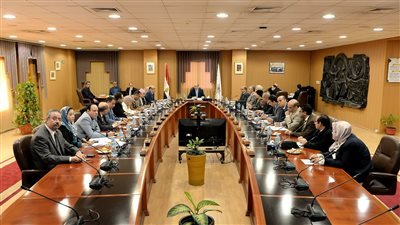 مجلس جامعة المنصورة يوافق على فتح العيادات الخارجية بالمستشفيات للعمل فترة مسائية