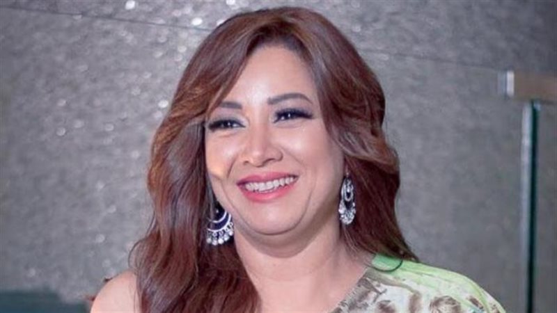 الفنانة انتصار، فيتو